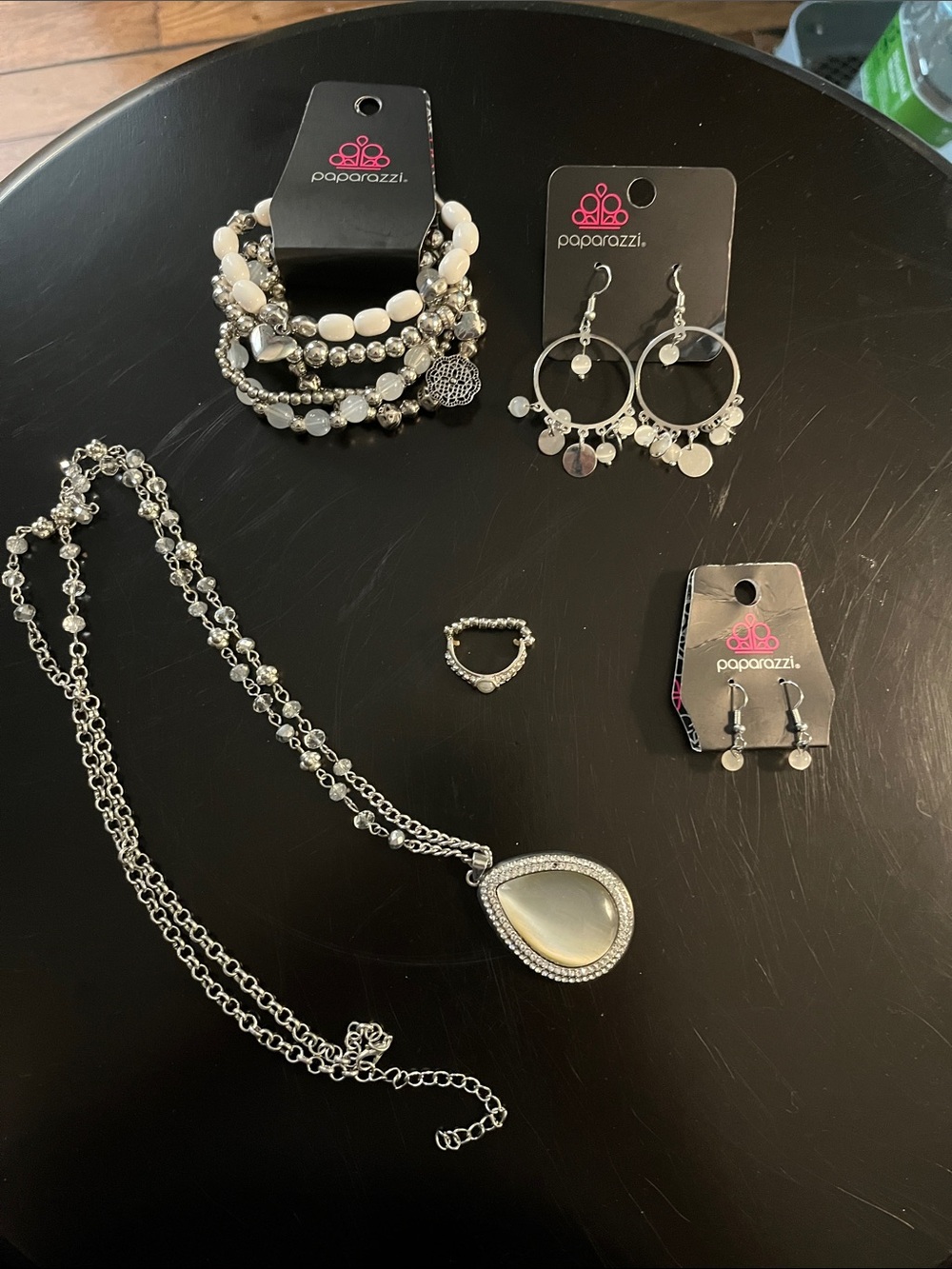paparazzi Silver and White Layered Jewelry Set